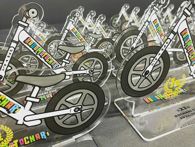 ✨ランバイクレース各年齢トロフィー完成しました✨